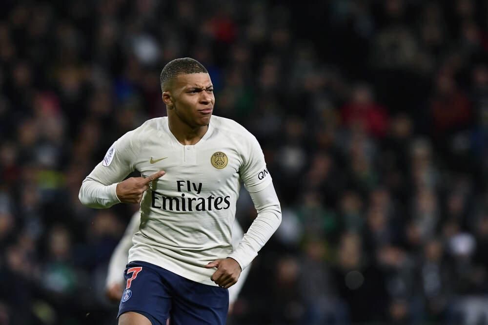 行云流水！利兹联流畅反击扳平桑德兰，全队11人都有触球🤯